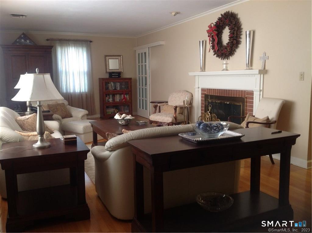 23 Marlen Drive North Haven CT 06473