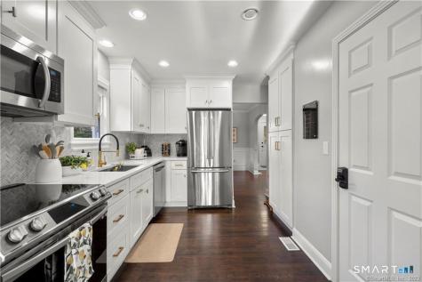 71 Woodside Avenue Oxford CT 06478