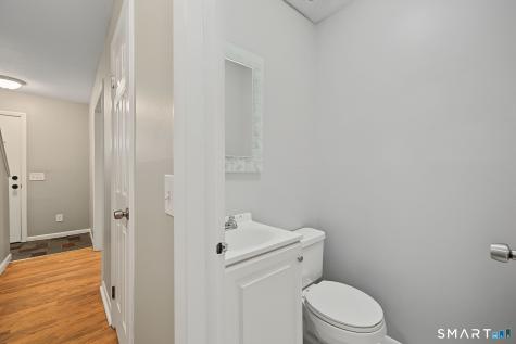 6 Irving Place Danbury CT 06810
