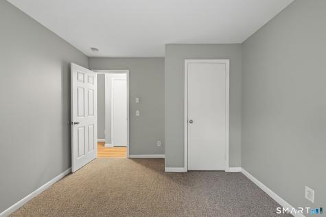 6 Irving Place Danbury CT 06810
