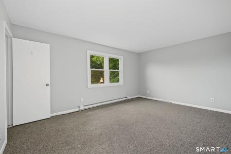 6 Irving Place Danbury CT 06810