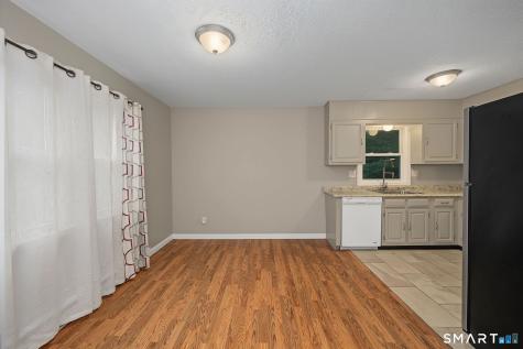 6 Irving Place Danbury CT 06810