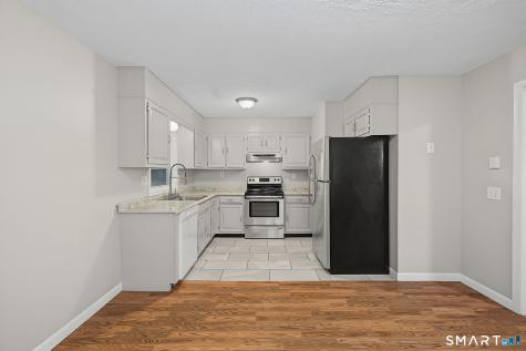 6 Irving Place Danbury CT 06810