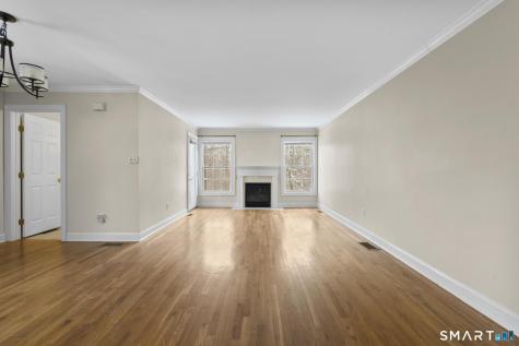 32 Crows Nest Lane Danbury CT 06810