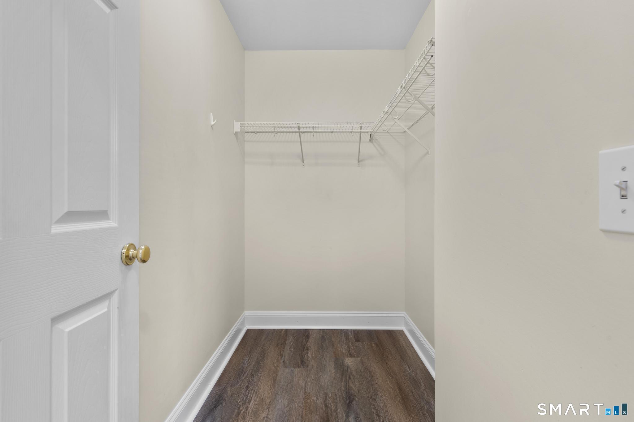 32 Crows Nest Lane Danbury CT 06810