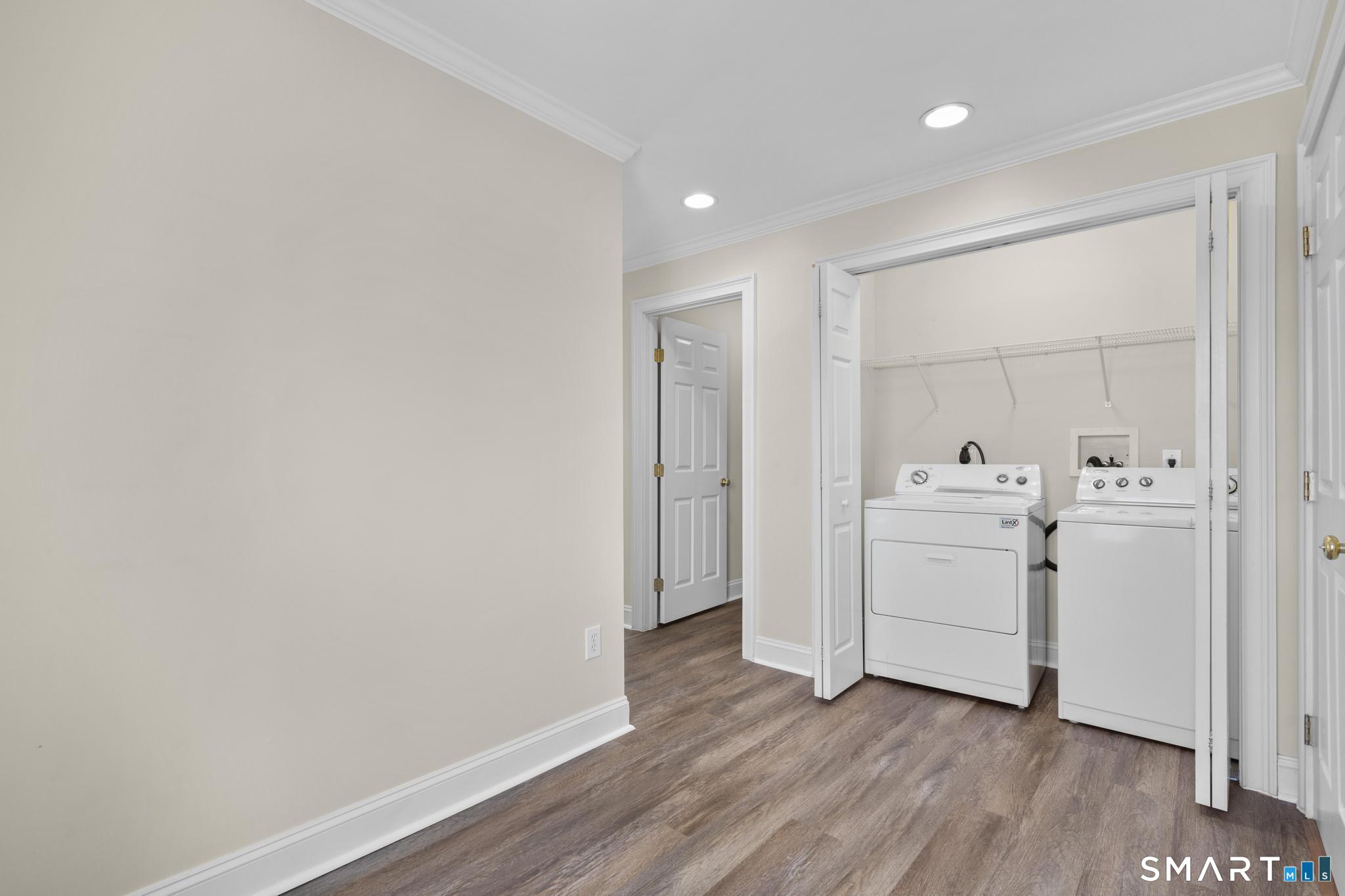 32 Crows Nest Lane Danbury CT 06810