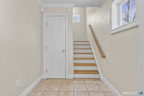 32 Crows Nest Lane Danbury CT 06810