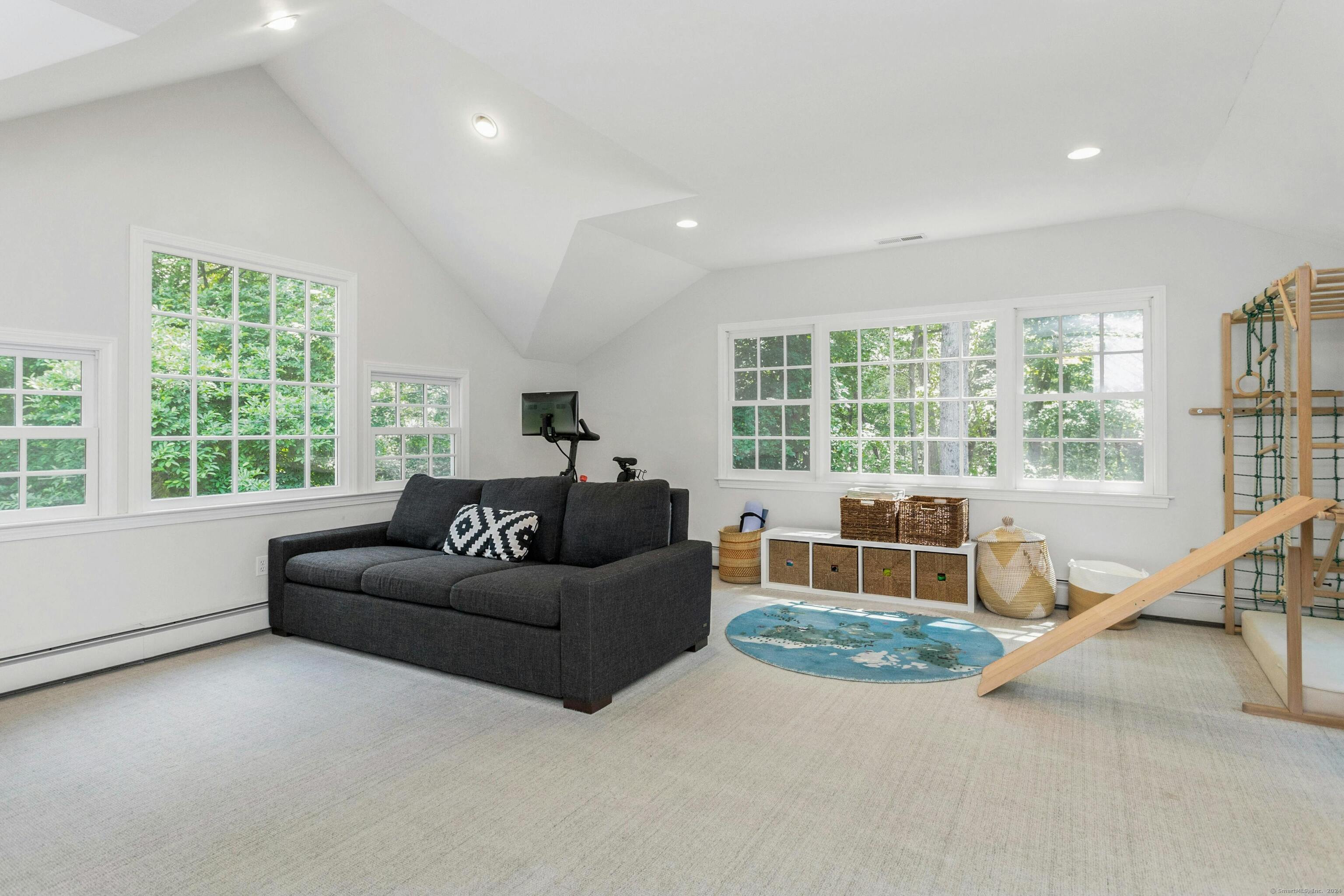 21 Roxbury Lane Wilton CT 06897