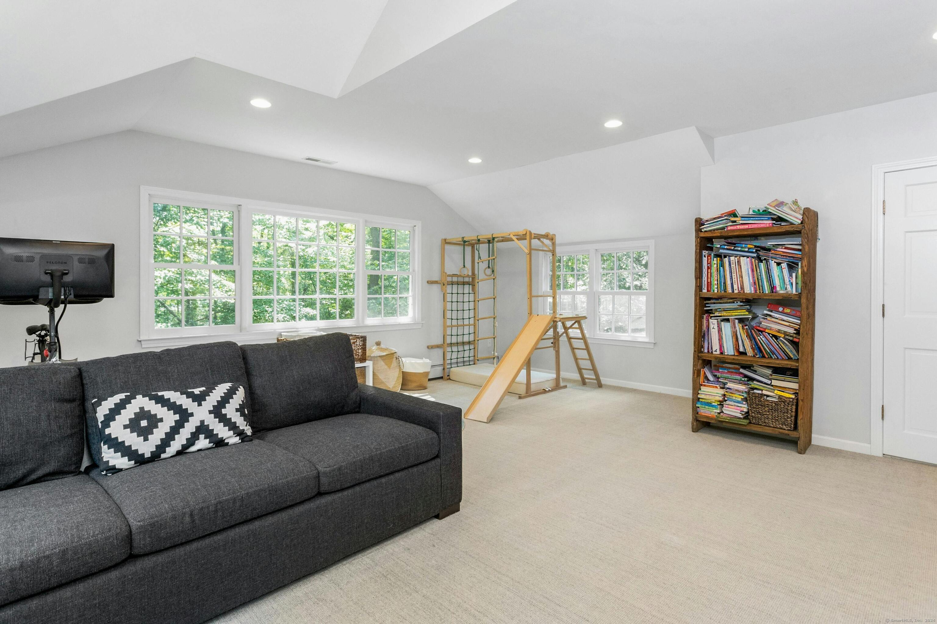 21 Roxbury Lane Wilton CT 06897