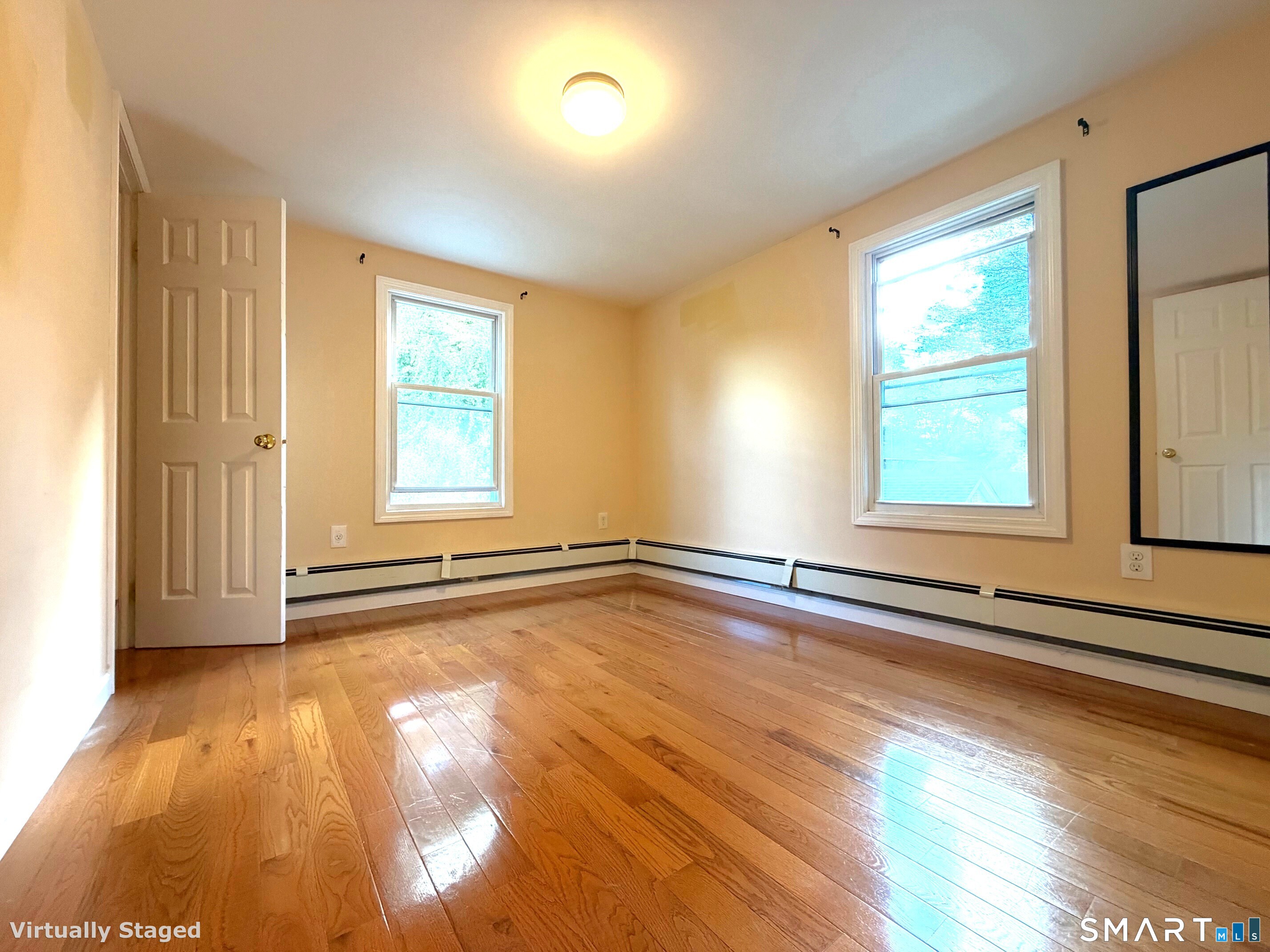25 Railroad Avenue Farmington CT 06085