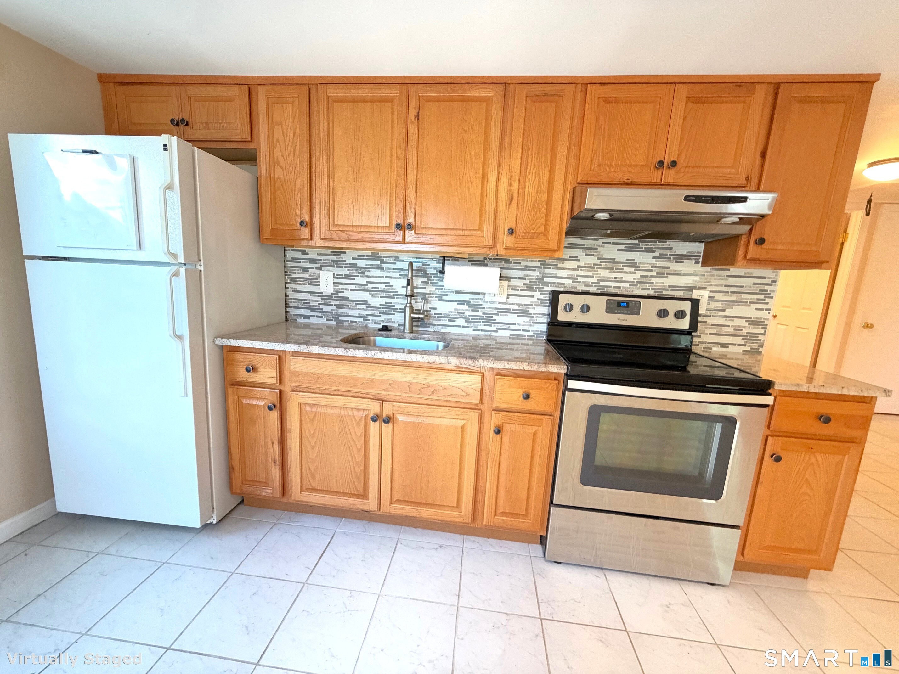 25 Railroad Avenue Farmington CT 06085