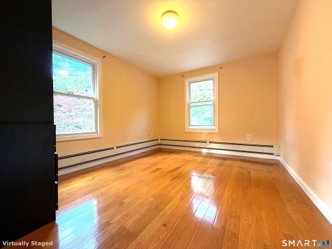 25 Railroad Avenue Farmington CT 06085