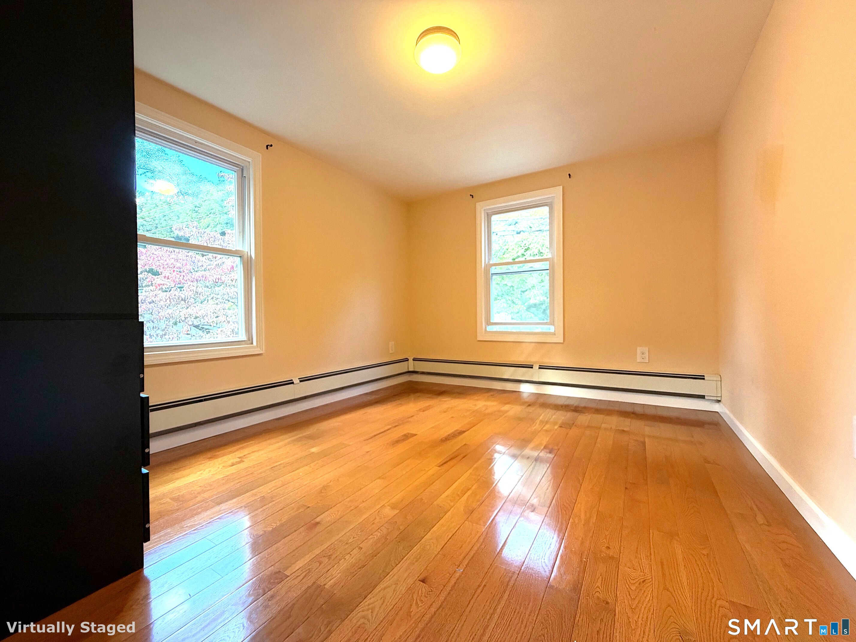 25 Railroad Avenue Farmington CT 06085