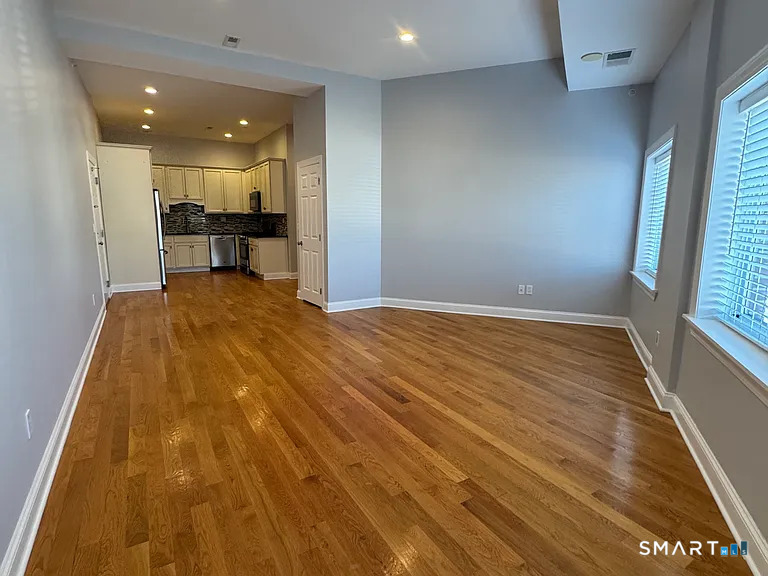 2067 Barnum Avenue Stratford CT 06615