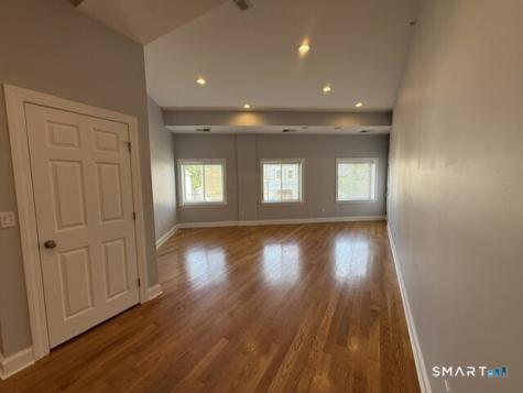 2067 Barnum Avenue Stratford CT 06615