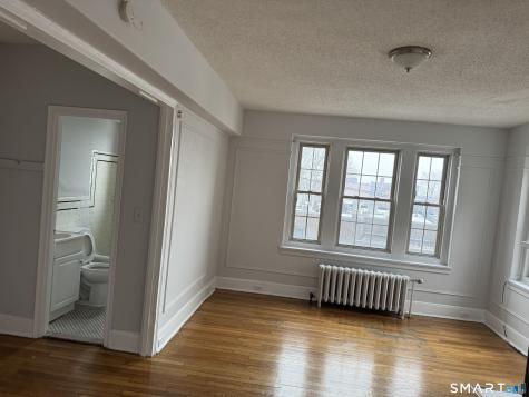 144 Grove Street Waterbury CT 06710