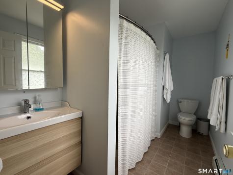 4 Castle Meadow Drive Stonington CT 06379