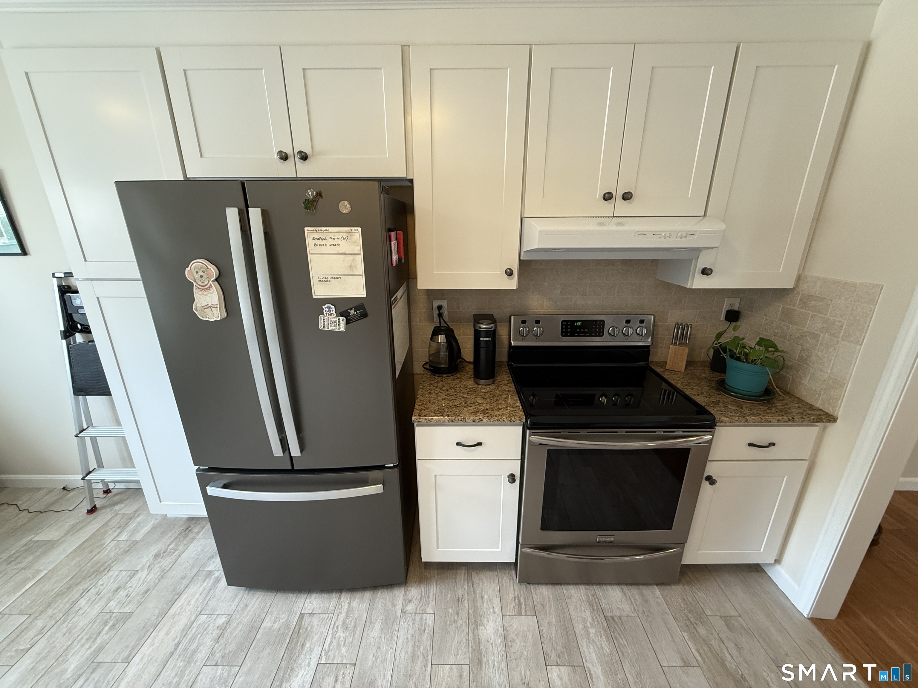 4 Castle Meadow Drive Stonington CT 06379