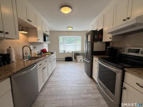 4 Castle Meadow Drive Stonington CT 06379