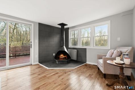 28 Bell Pond Drive Wethersfield CT 06109