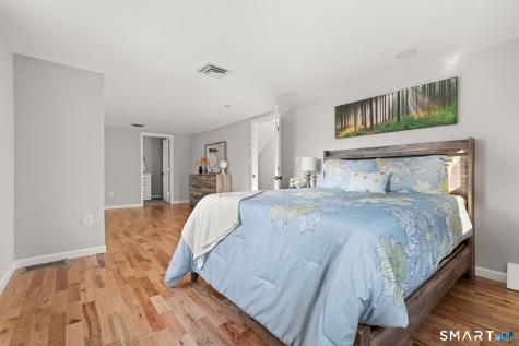 28 Bell Pond Drive Wethersfield CT 06109