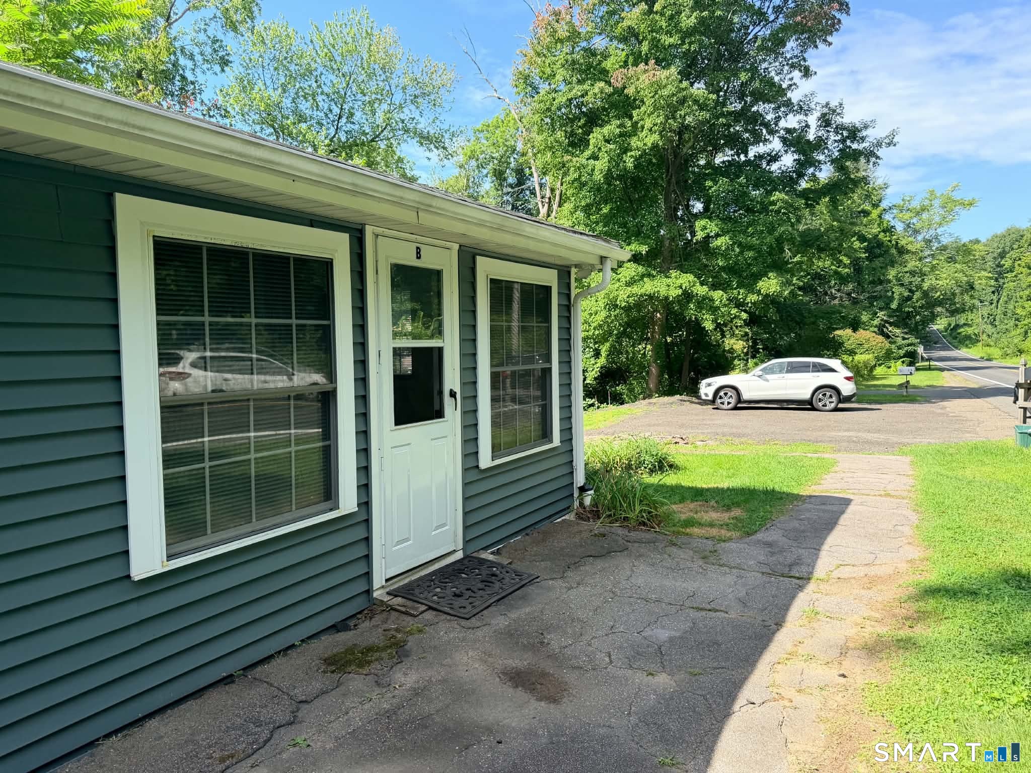 183 Sugar Street Newtown CT 06470