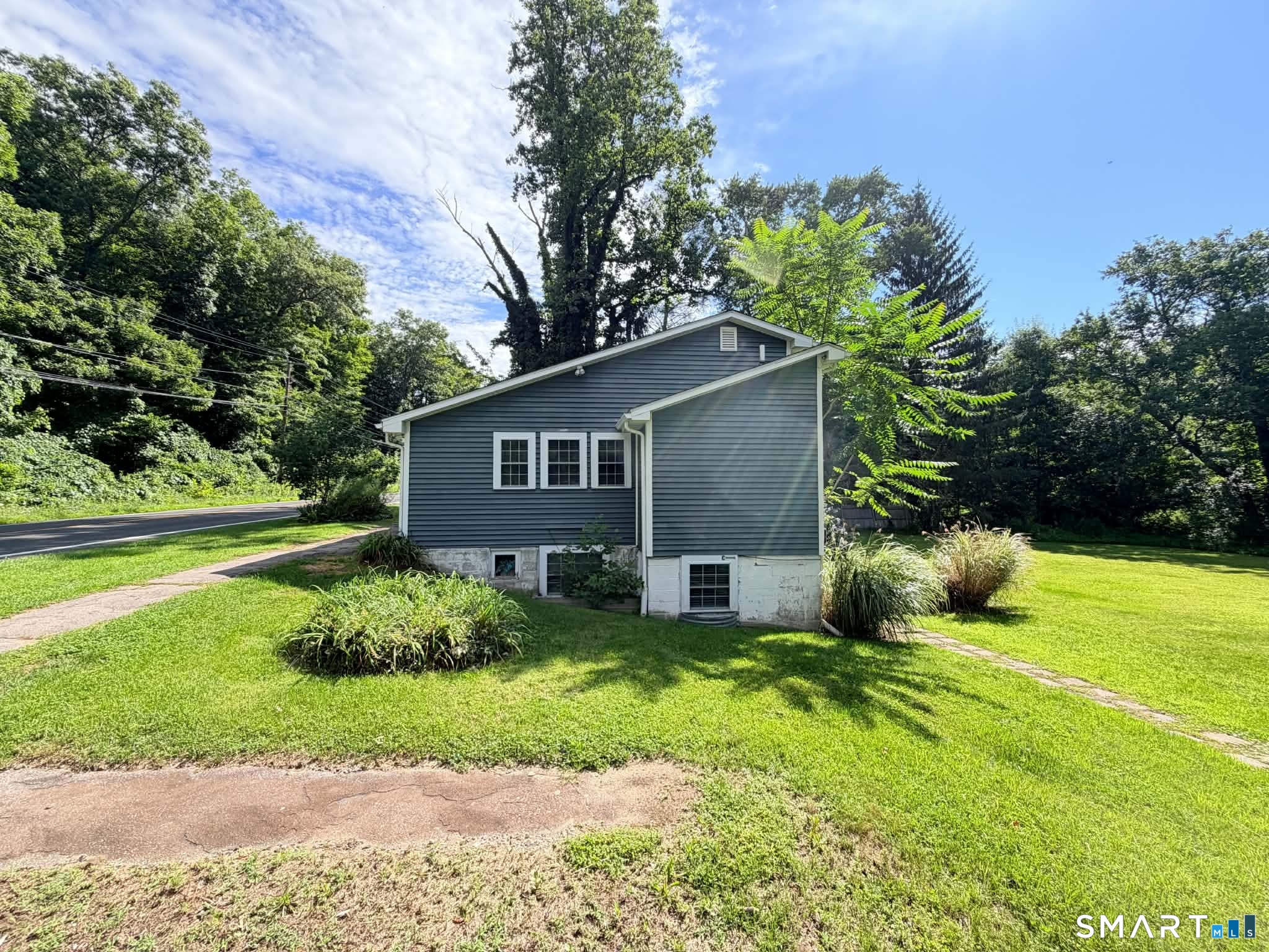 183 Sugar Street Newtown CT 06470