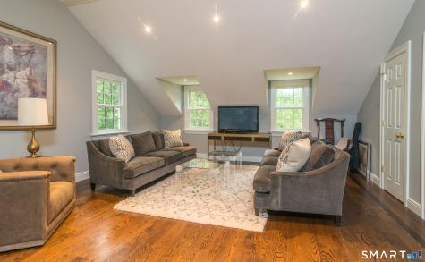 36 Kingswood Place Ridgefield CT 06877