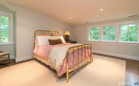 36 Kingswood Place Ridgefield CT 06877