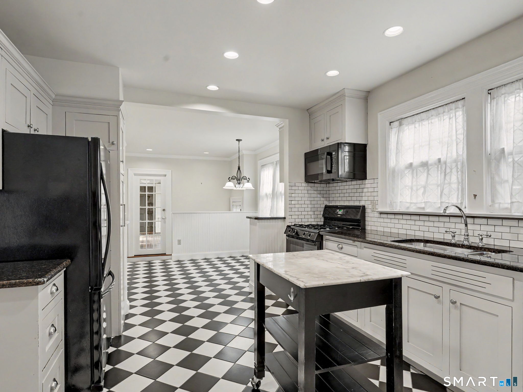 14 Roosevelt Street Norwalk CT 06851