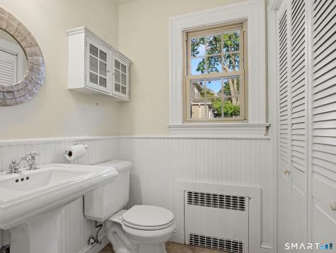 14 Roosevelt Street Norwalk CT 06851