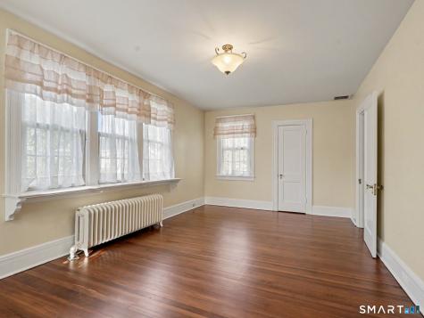 14 Roosevelt Street Norwalk CT 06851