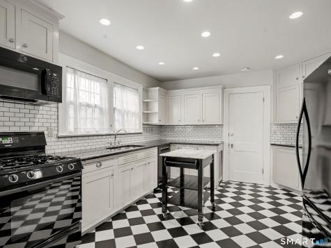14 Roosevelt Street Norwalk CT 06851