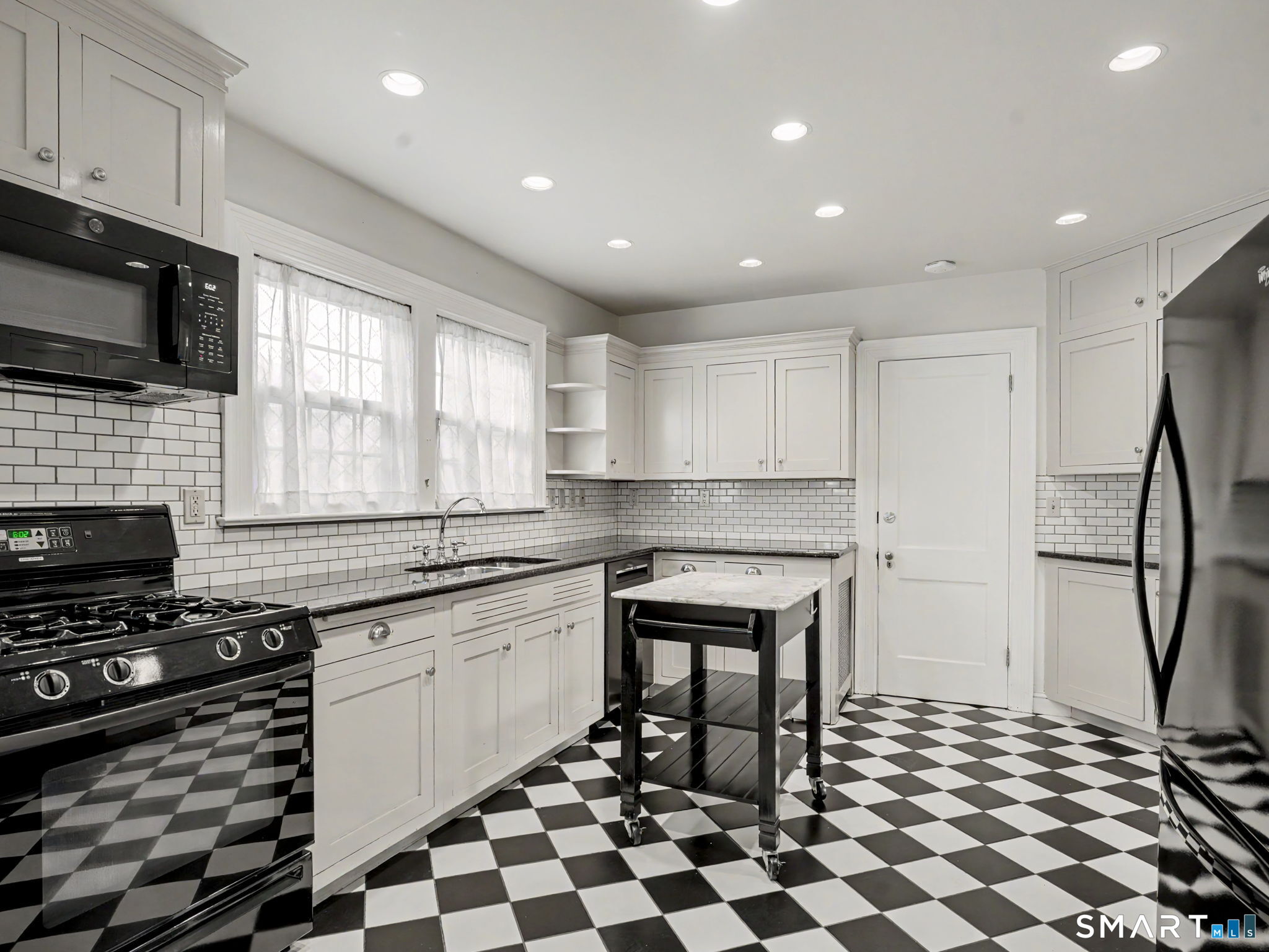 14 Roosevelt Street Norwalk CT 06851