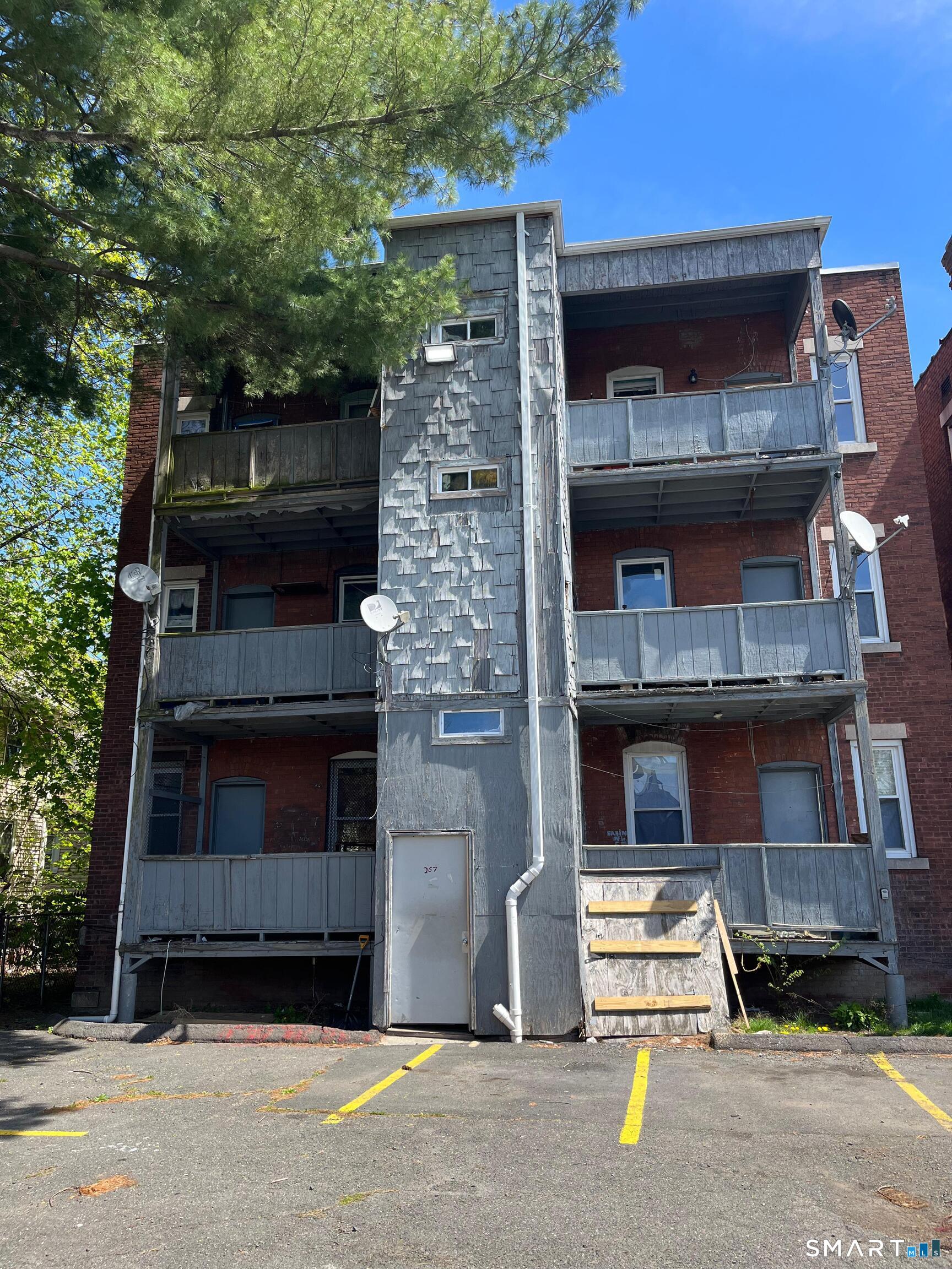 267 Wethersfield Avenue Hartford CT 06114