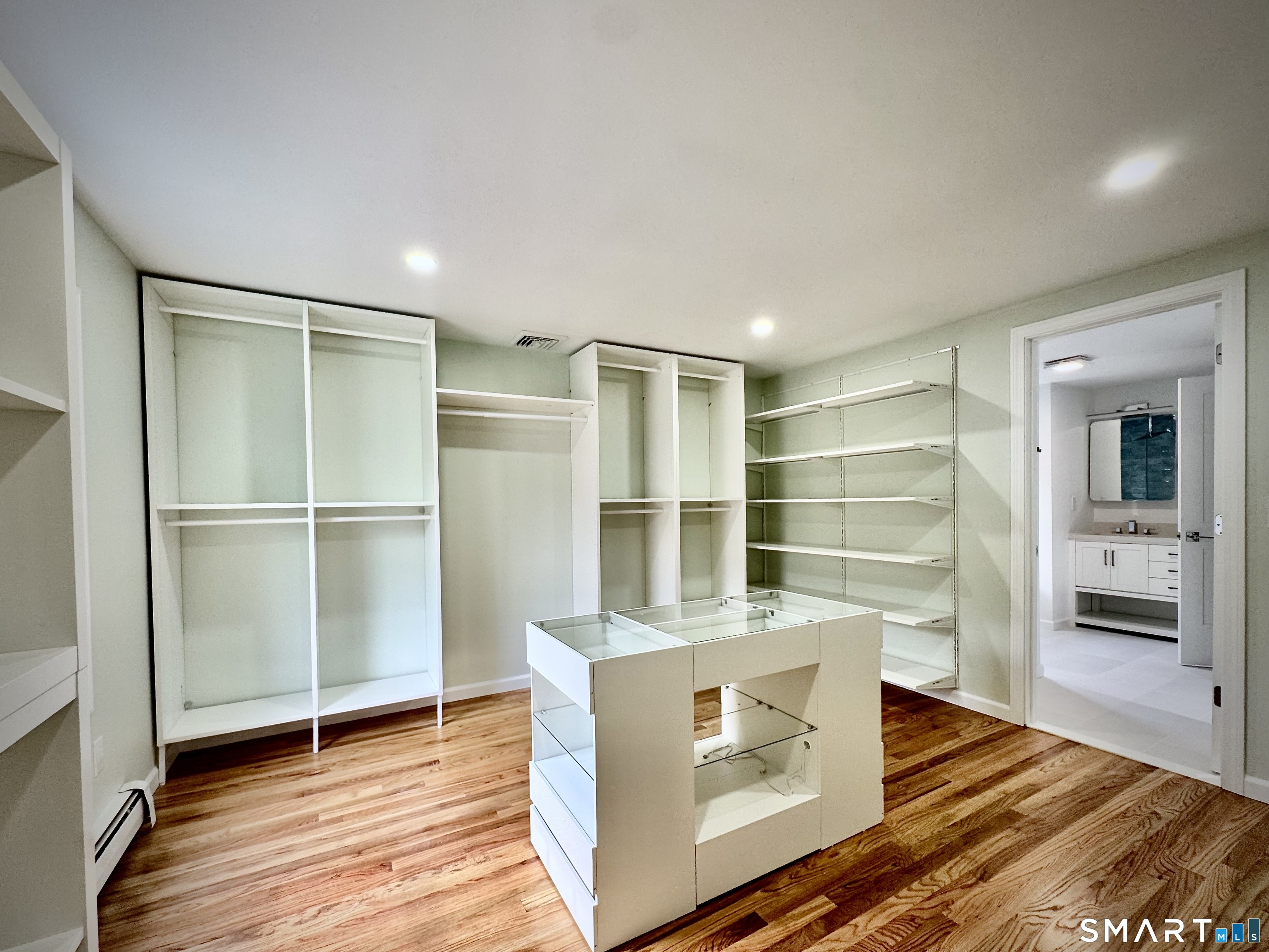 38 Pepperbush Lane Fairfield CT 06824