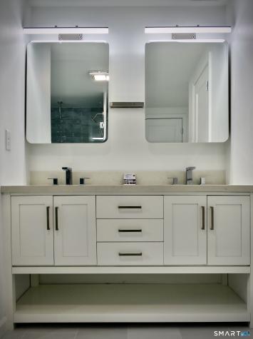 38 Pepperbush Lane Fairfield CT 06824