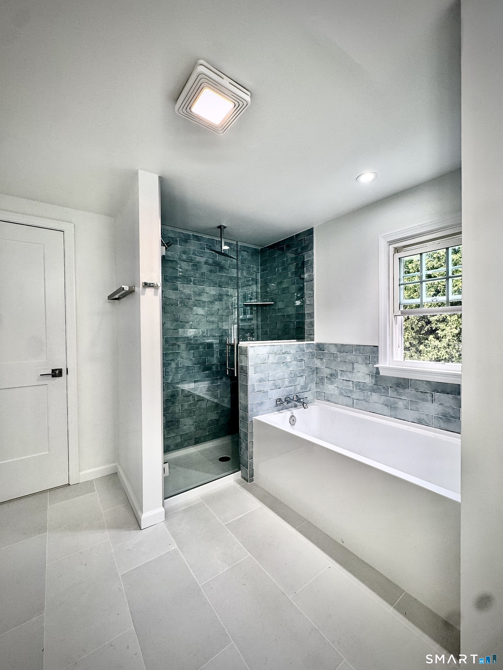 38 Pepperbush Lane Fairfield CT 06824