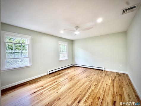 38 Pepperbush Lane Fairfield CT 06824