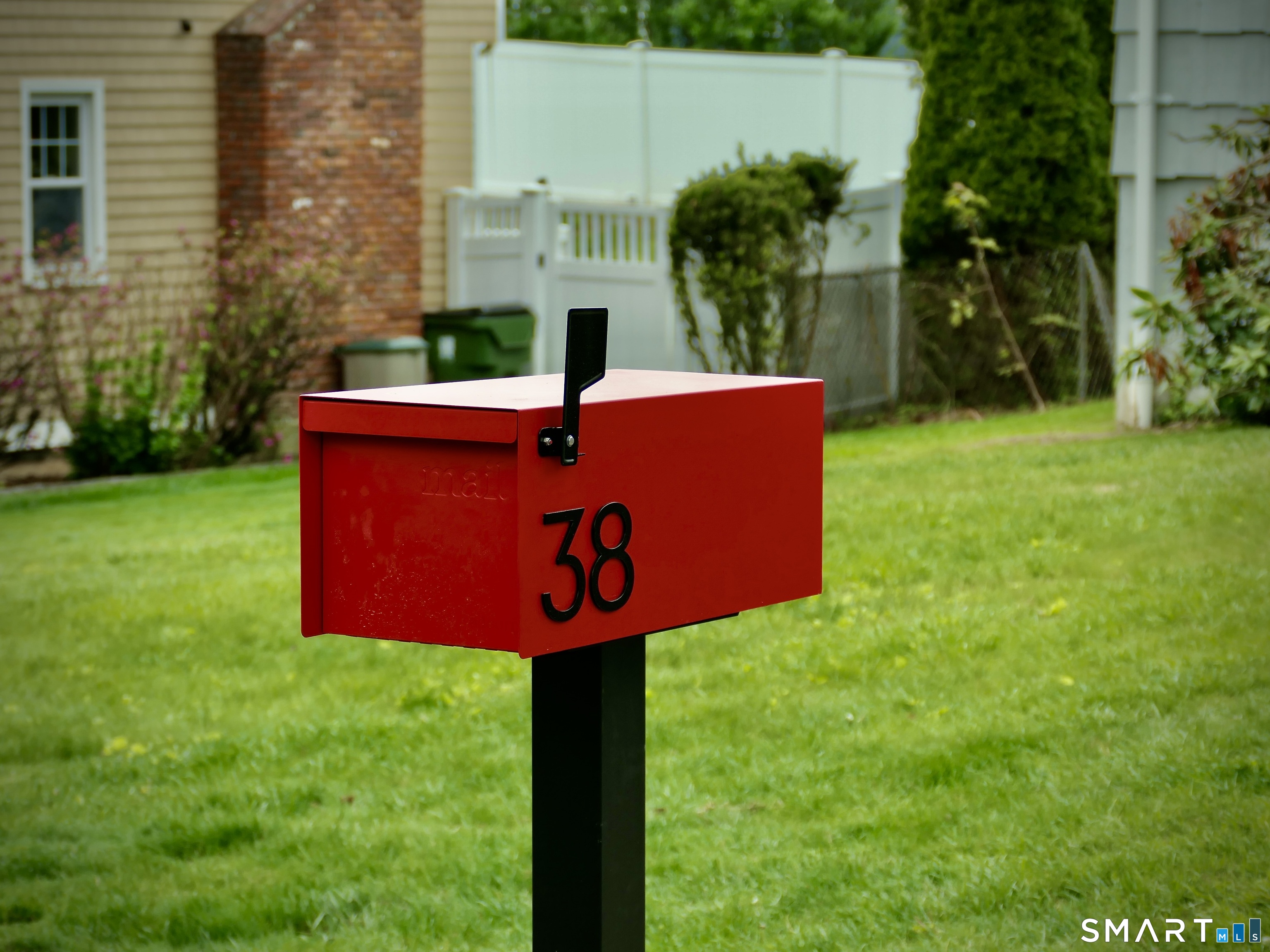 38 Pepperbush Lane Fairfield CT 06824