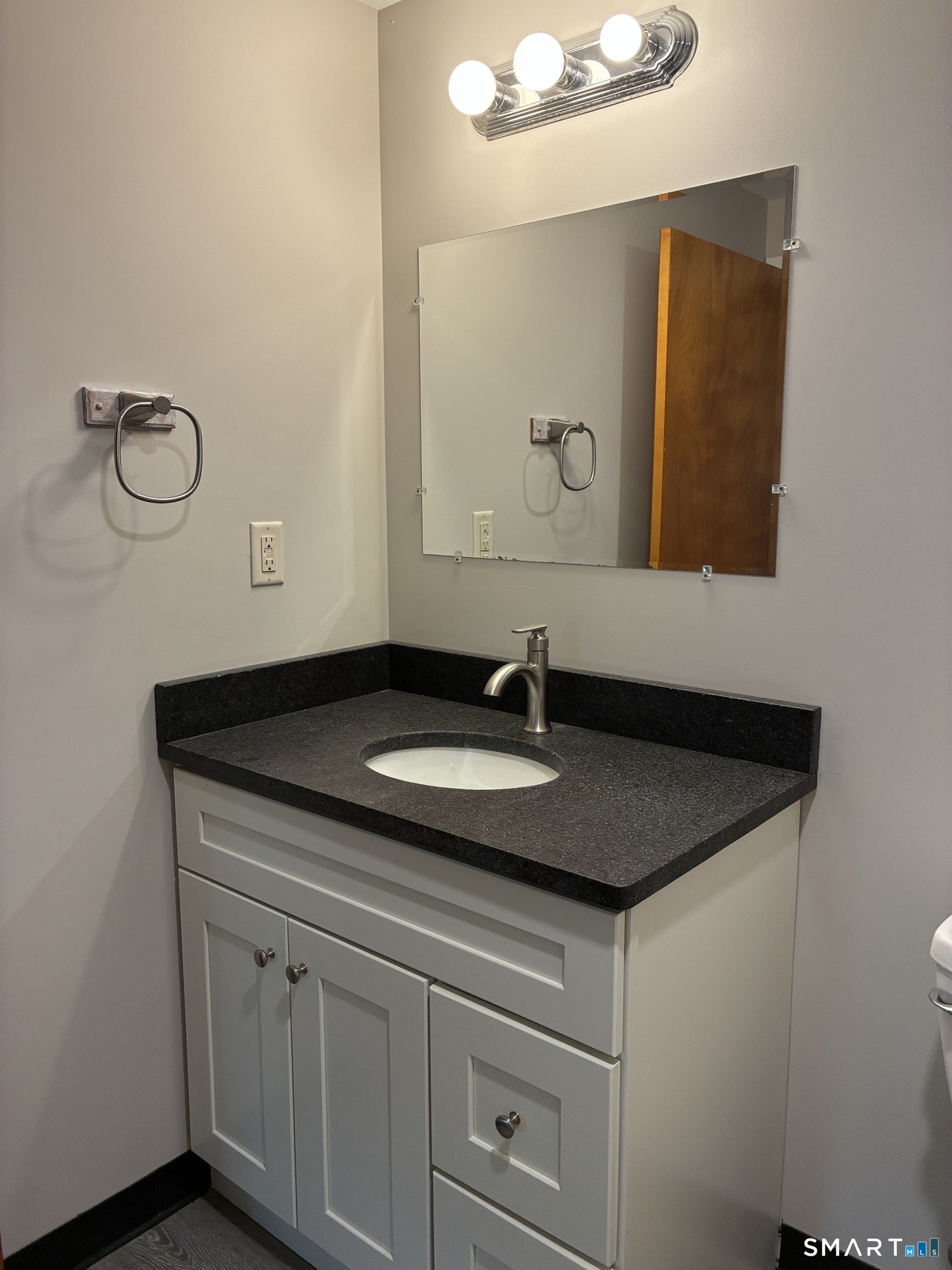 257 Route 80 Killingworth CT 06419