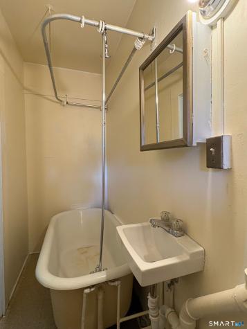 240-242 Washington Street New Britain CT 06051