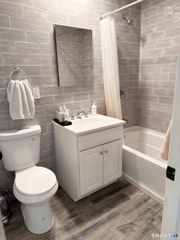 5 Bishop Road West Hartford CT 06119