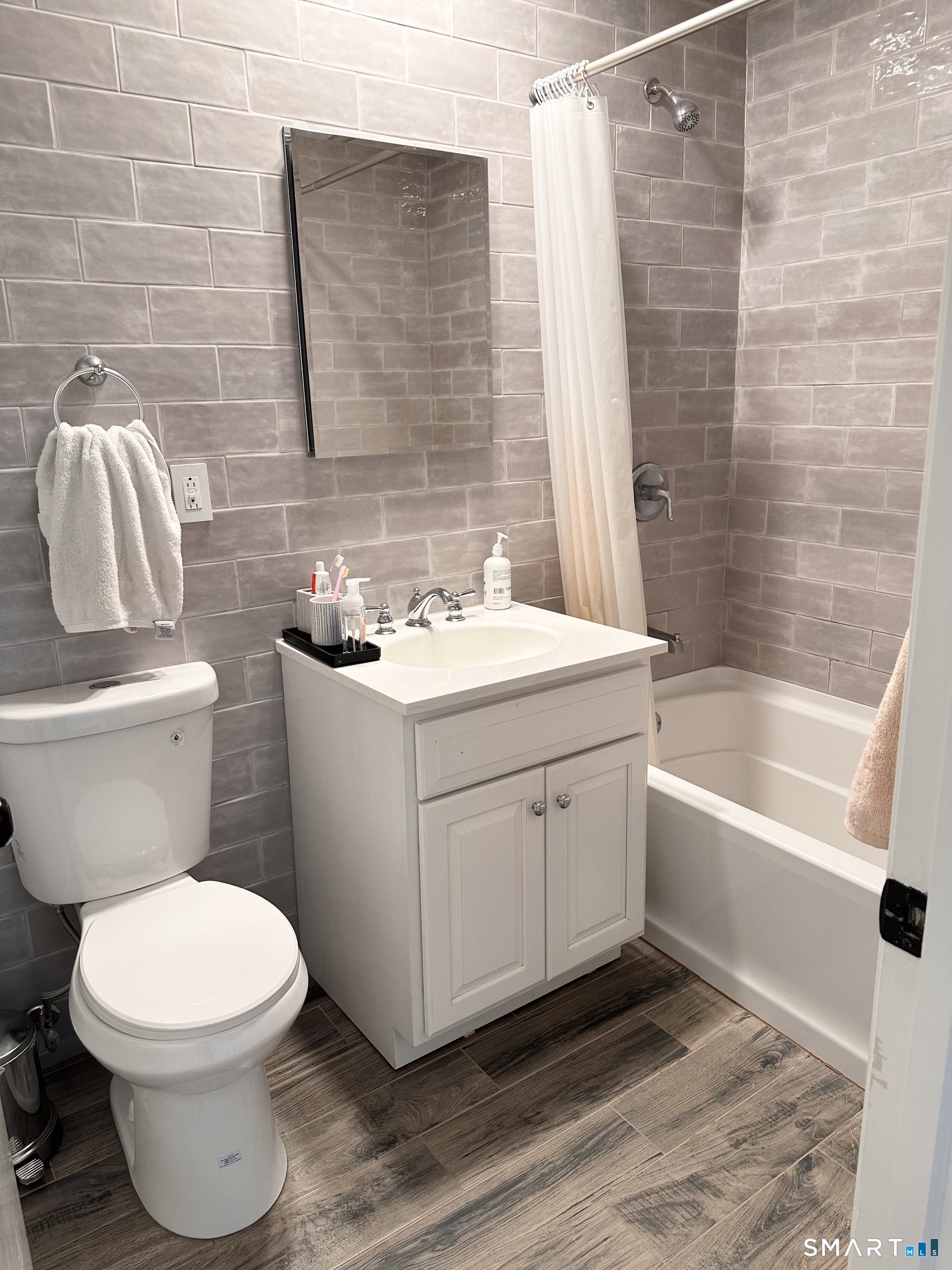 5 Bishop Road West Hartford CT 06119