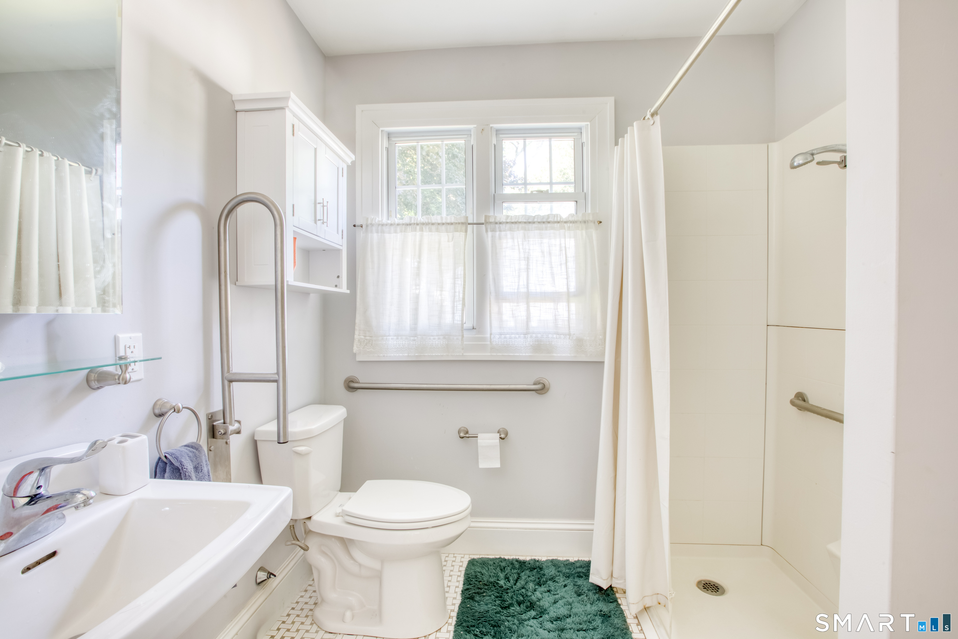 42 Thompson Street Hamden CT 06518