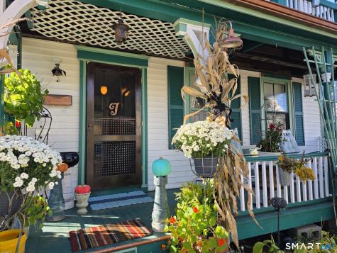 22 Stillman Avenue Stonington CT 06379
