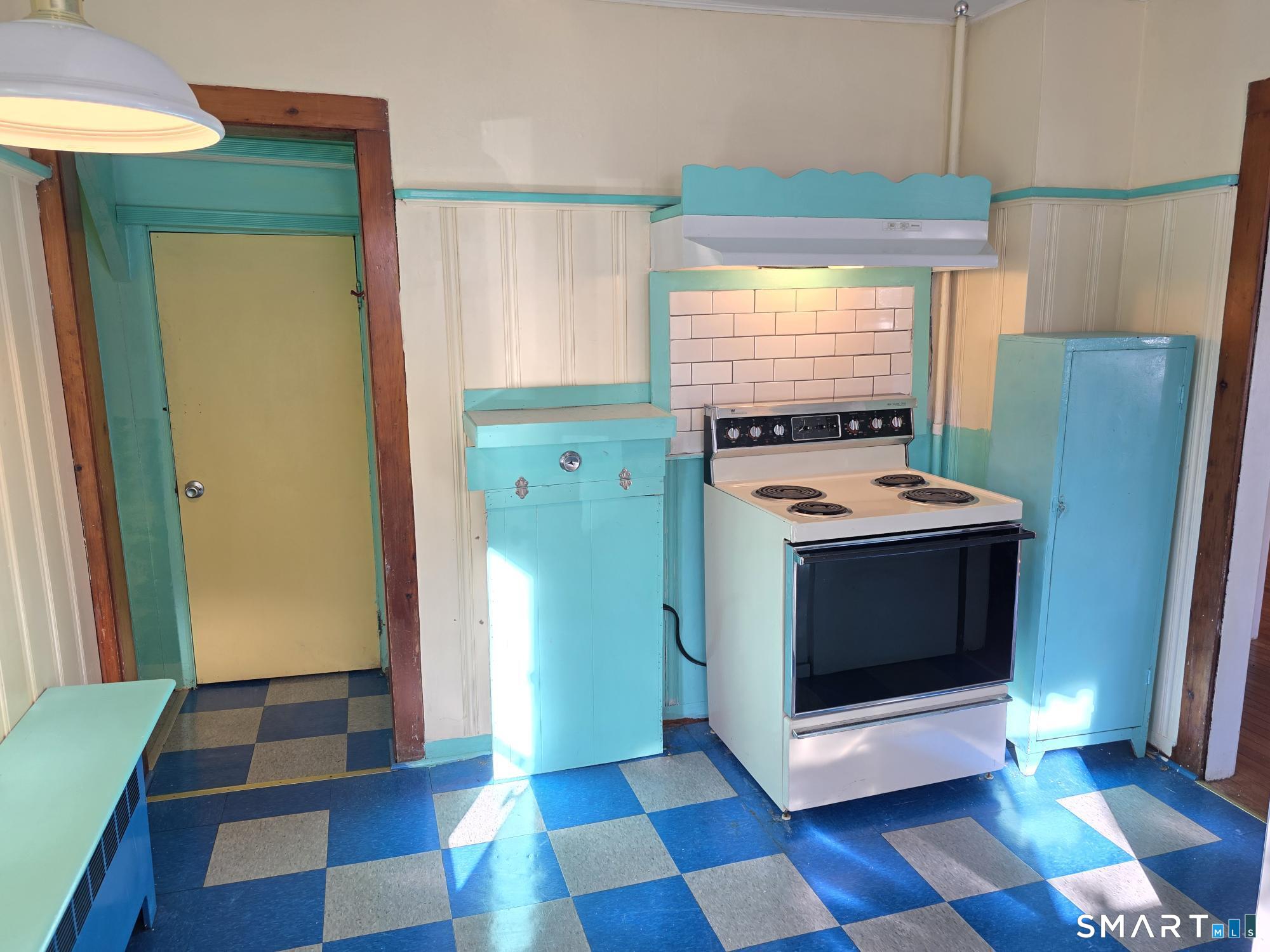 22 Stillman Avenue Stonington CT 06379