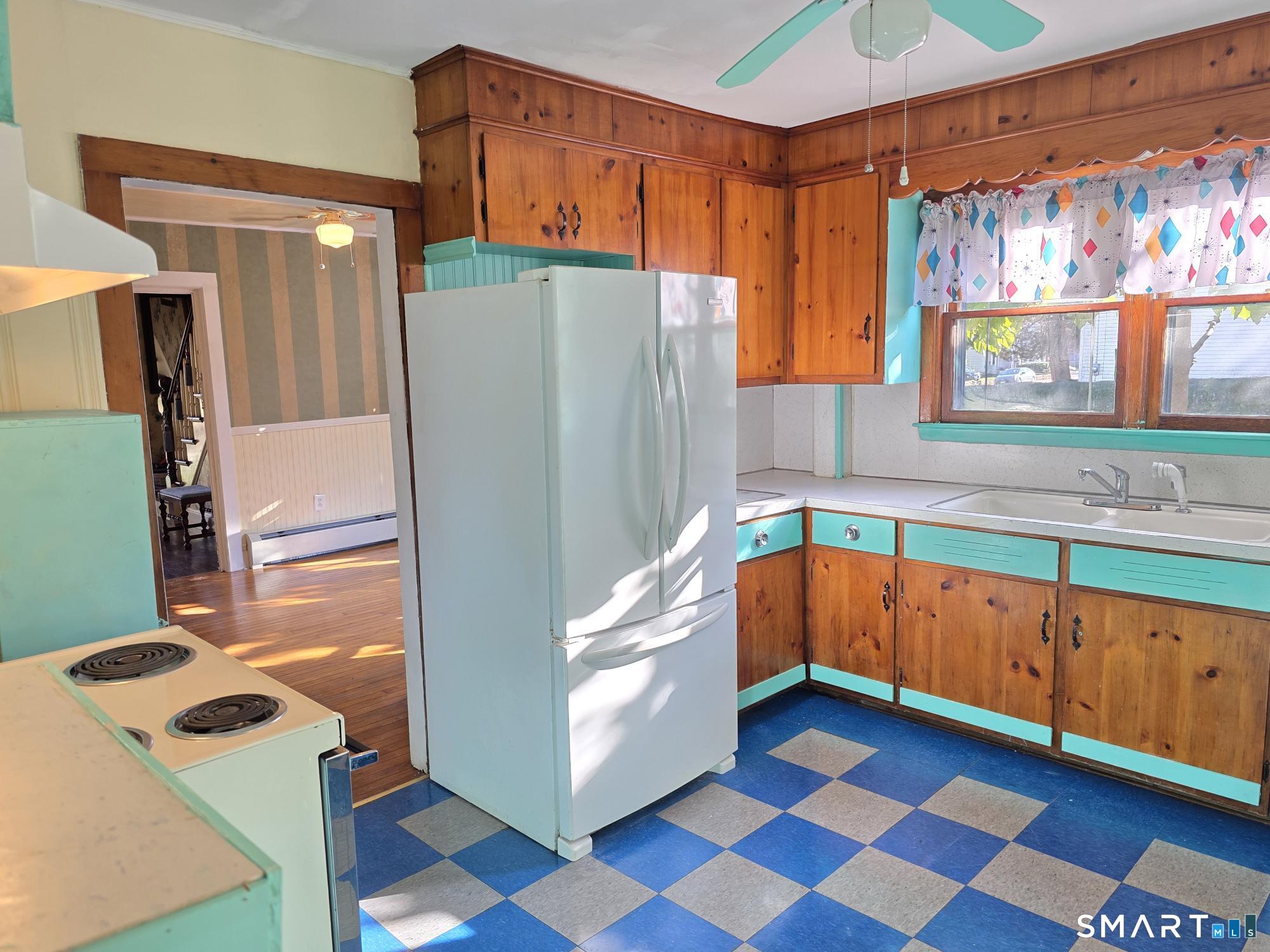 22 Stillman Avenue Stonington CT 06379