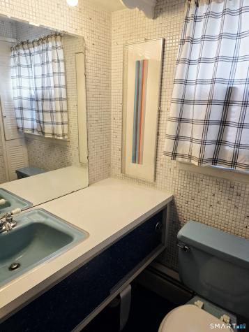 22 Stillman Avenue Stonington CT 06379