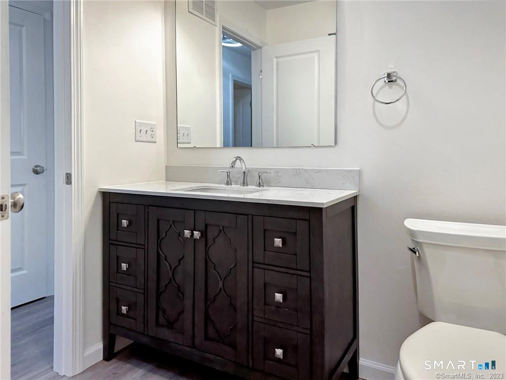 7 Palmer Circle Cromwell CT 06416